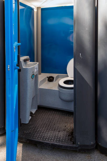 Best Construction site porta potty rental  in Woodland Beach, MI