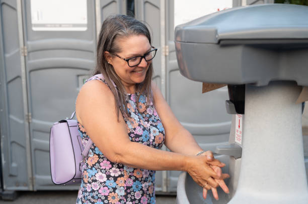 Best Affordable portable toilet rental  in Woodland Beach, MI